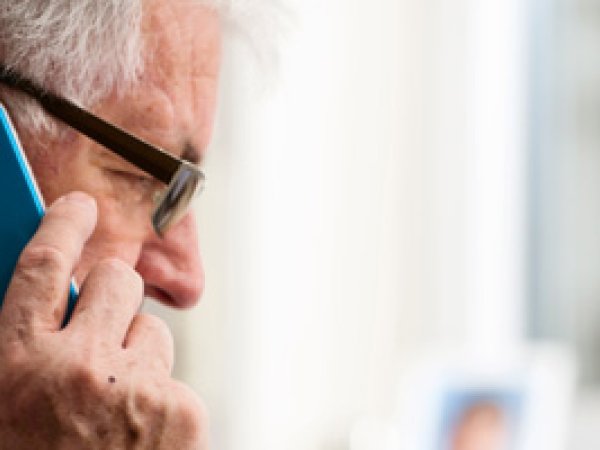 Parkinson et dépression: thérapie par téléphone